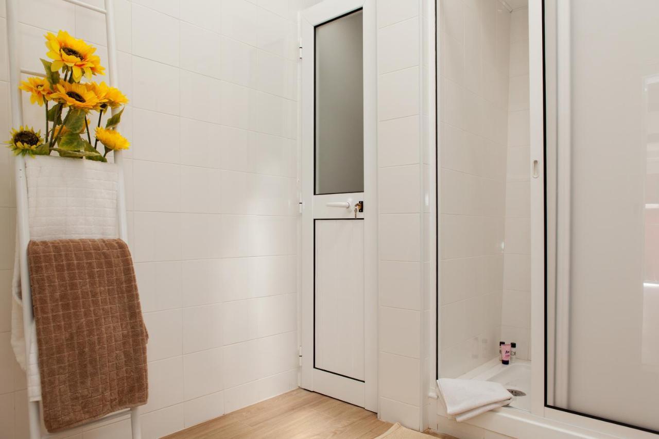 Alfama Panteao 4 Guests Apartment Lisbon Luaran gambar